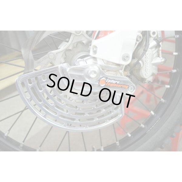 画像2: EE フロントディスクガード【KTM/Husqvarna/GASGAS/Sherco用】 (2)