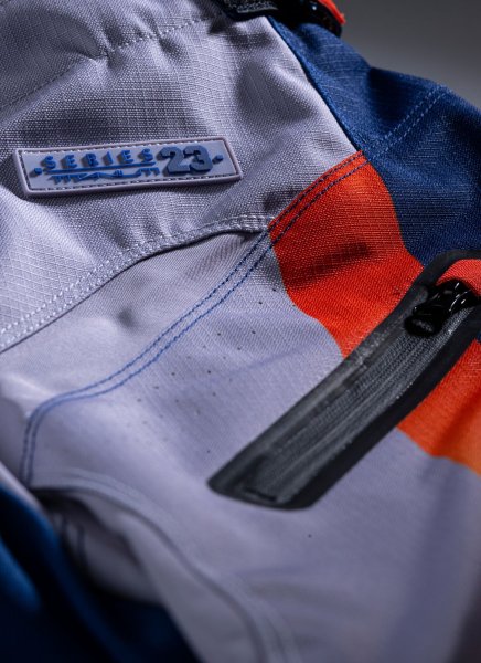 画像4: 【K23】パンツ TITANIUM / NAVY GREY (4)